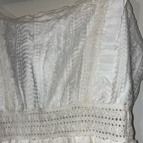 ADORABLE white sundress with tie back and ruffles - Picture 11 of 13